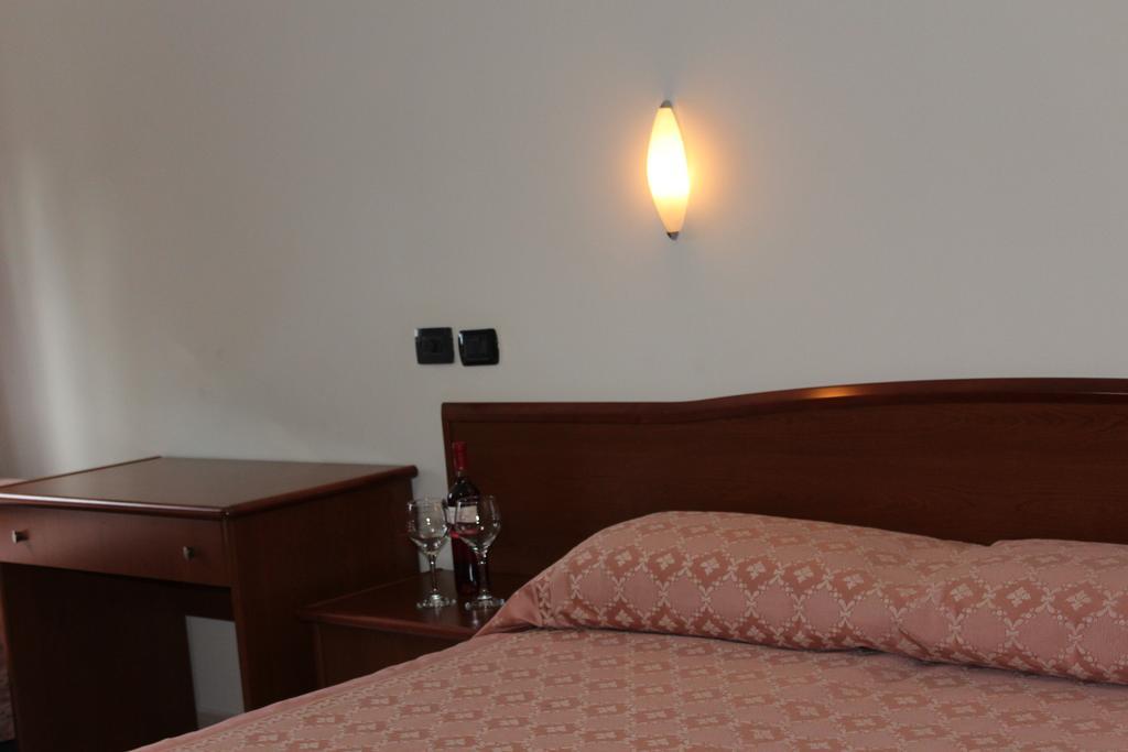 Albergo Villa Bianca San Giovanni Rotondo Kültér fotó